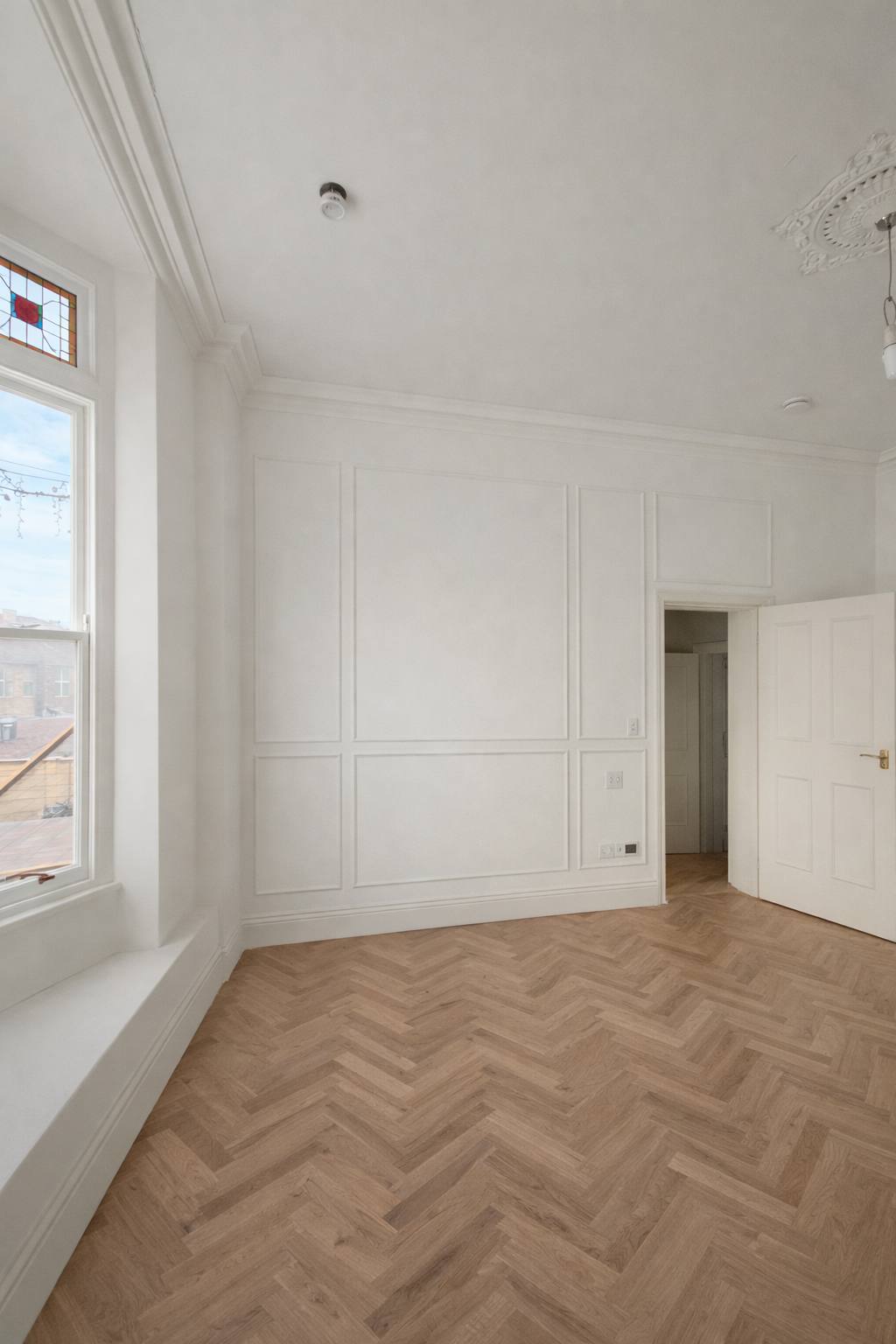 Apartment One image 9
